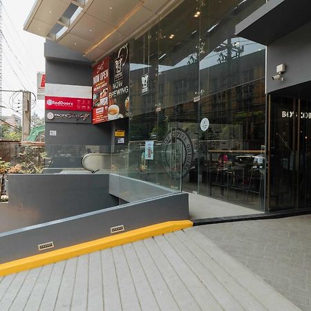 ホテル Reddoorz Premium Near Ust Hospital マニラ市 エクステリア 写真