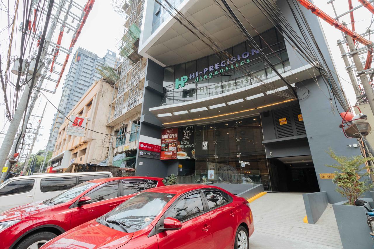 ホテル Reddoorz Premium Near Ust Hospital マニラ市 エクステリア 写真